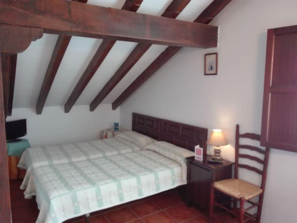 Pasaje San Jorge Ξενοδοχείο Comillas Εξωτερικό φωτογραφία