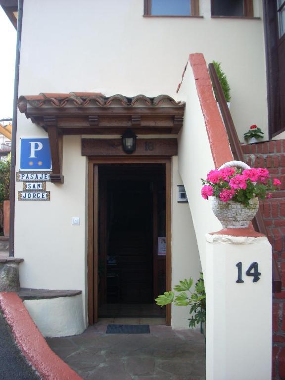 Pasaje San Jorge Ξενοδοχείο Comillas Εξωτερικό φωτογραφία